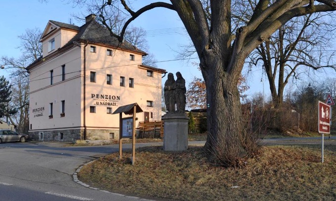 Horsovsky Tyn House | Penzion "U Nádraží"