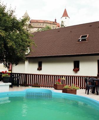Krivoklat House | Penzion v Budech