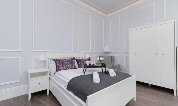 Piasek Południe Apartment | Perła Starego Miasta Kamienica Czapskich by Noclegi Renters