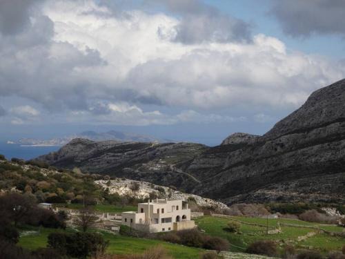 Aperathos House | Pera Horio House