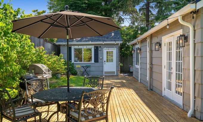 North Beach/Blue Ridge House | Perch - Ballard Delight: Great Ballard location! 2 Spacious Houses w/parking