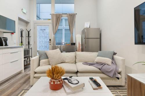 Fremont Apartment | Perch - The Canal 15D