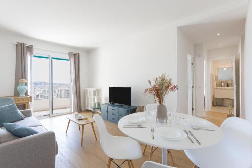 Riou - Petit Juas - Av de Grasse Apartment | Perchoir - Balcon, vue sur la ville, Palais&Plages