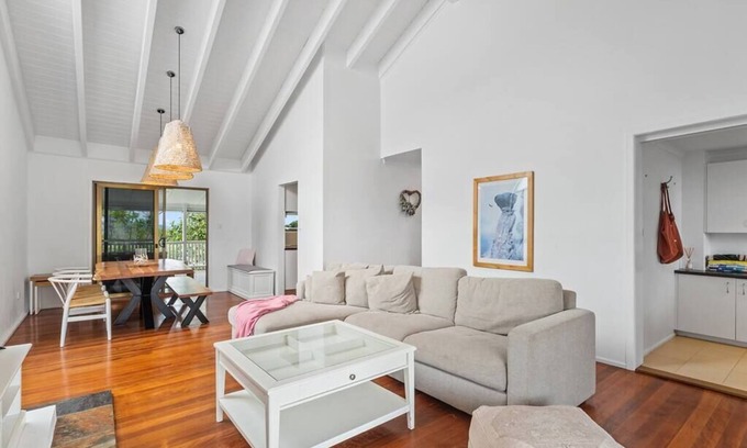 Peregian Beach House | Peregian Beach House, Walk to beach, shops, cafes
