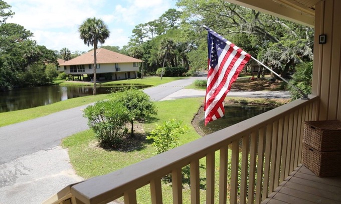 Ocean Ridge Condo | Perfect beach and golf getaway!
