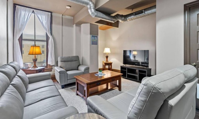 Downtown Syracuse Apartment | Perfect Blend of Convenience & Comfort Syracuse NY