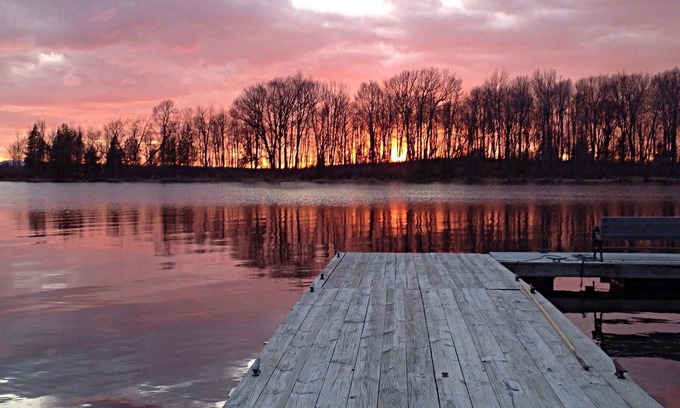 North Hero Cottage | Perfect Cozy Cottage on the shores of Lake Champlain
