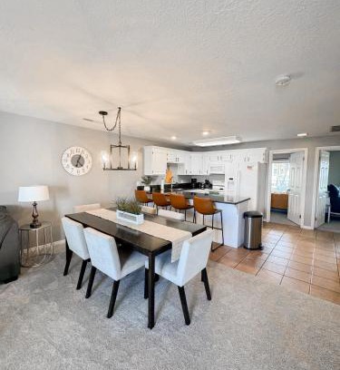 St. George House | Perfect Family Escape - 3 Bed Condo with Pools