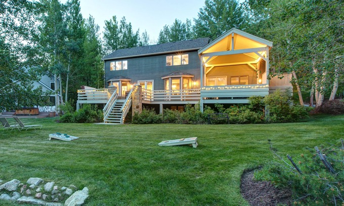 Deer Valley House | PERFECT FAMILY HOME - AMAZING OUTDOOR LIVING SPACE FOR SUMMER GATHERINGS