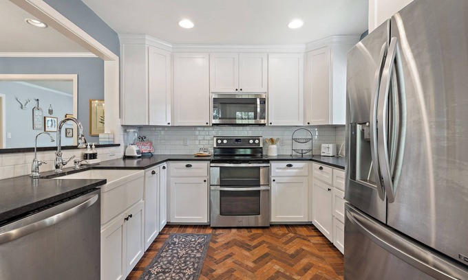 Spicewood House | Perfect for biking & fishing events@Pace Bend Park