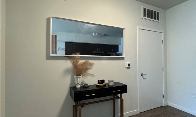 City West Condo | Perfect for Business Travelers in beautiful Downtown Los Angeles