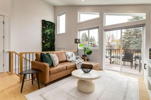 Rosscarrock House | Perfect for Long Stays Free Parking Pets Allowed