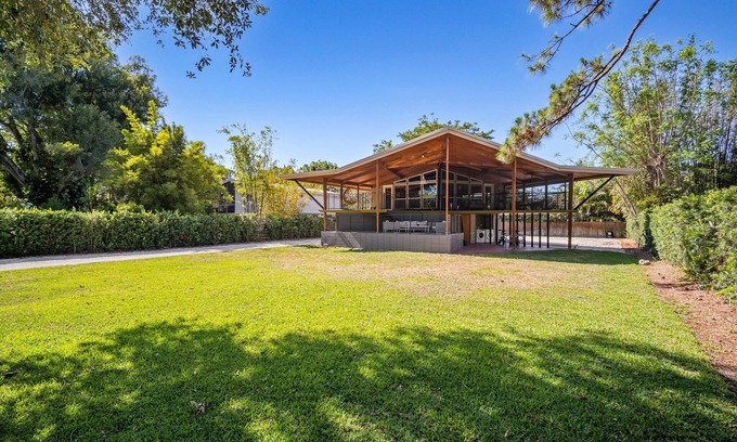 Greater Pinellas Point House | Perfect for multi-generational living, pool home, pet-friendly, 10 mins to DTSP