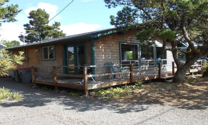 Seaside House | Perfect for small families with small dog