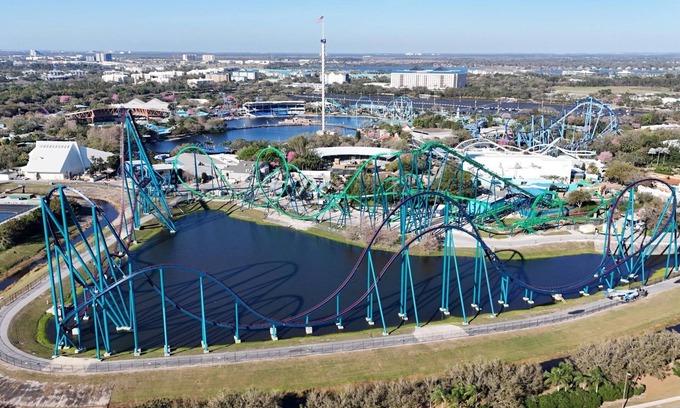 Florida Central Atlantic Coast House | Perfect for Theme Park Fun – Stay Close with Comfort - 4 Affordable Units