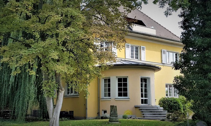 Schkeuditz Apartment | Perfect for trade fair visitors as well as for those curious about Leipzig