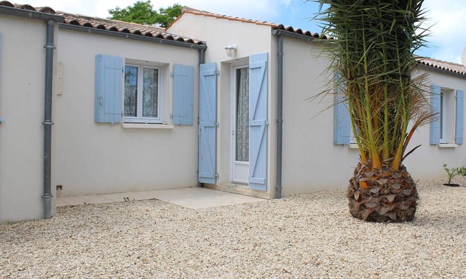 Boyardville House | Perfect Getaway: Cozy 3BR Home near Town Center, Beaches, and Bike Paths
