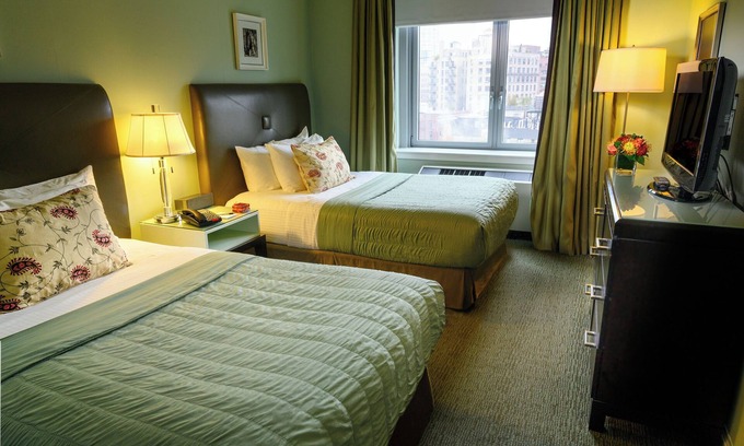 Central Park West House | Perfect Getaway! Upper West Side Property Near Hudson River and Central Park!