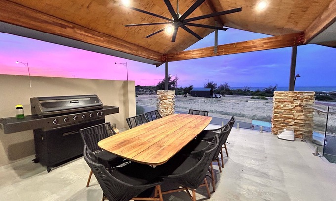 Kalbarri House | Perfect holiday home located on the door step of the mighty Murchison!