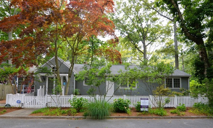 The Pines House | PERFECT IN "THE PINES"- Walk to Beach, Shops & Restaurants-134 Henlopen Ave