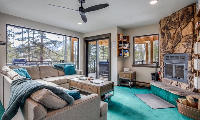 Frisco House | Perfect Mountain Town Location- Spacious & TONS of Amenities