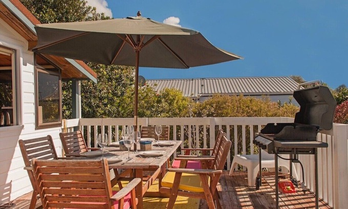 Pauanui Cottage | Perfect on Pleasant - Pauanui Holiday Home