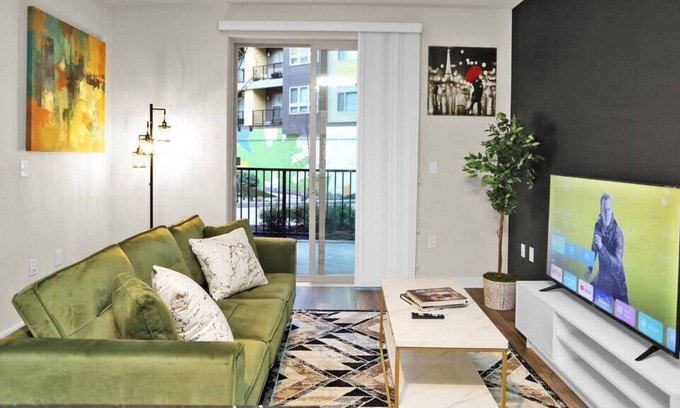 Fairfax Apartment | Perfect Place Central Fairfax - Free parking