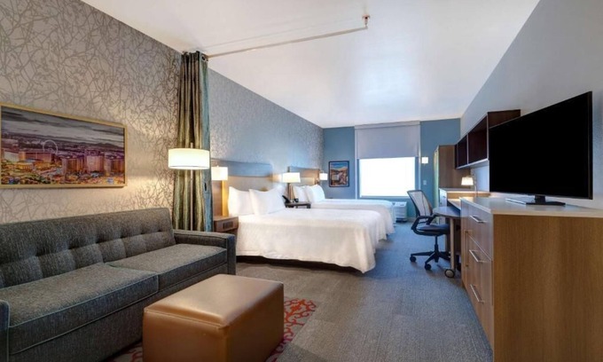 Centennial Hills Hotel | Perfect Place to Unwind! Kitchen, Breakfast, Pool, Pets Allowed!