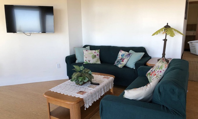 Kamuela Cottage | Perfect retreat with beautiful sunset! Secluded yet close to all what you need!