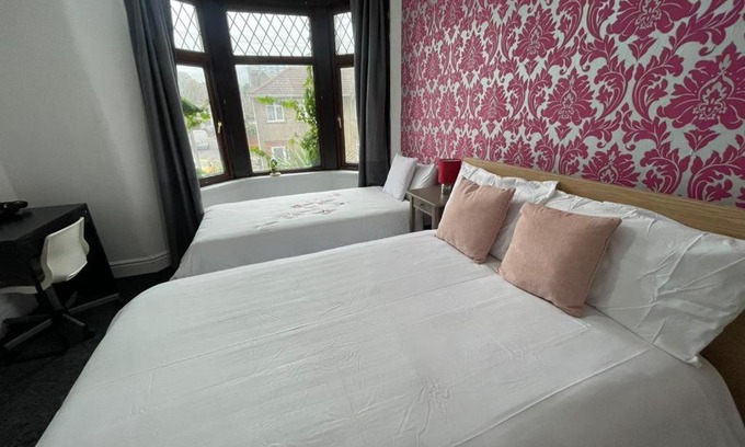 Pill House | Perfect Room BS11