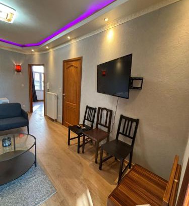 Laken Apartment | Perfect Stay for Events 1BR and Sofa Bed near Expo 12