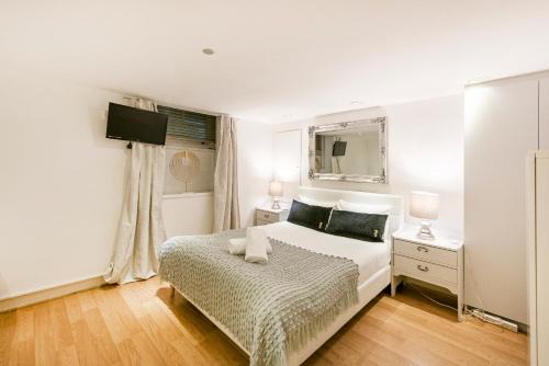 London City Centre Hostel | Perfect stay over rooms with a top floor studio