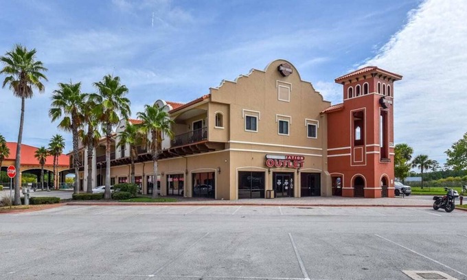 Ormond Beach Condo | Perfect studio apartment for Bike Week