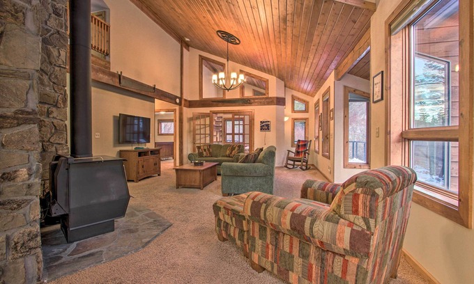 Helena House | Perfect Vacation Or Getaway in the Big Belt Mountains