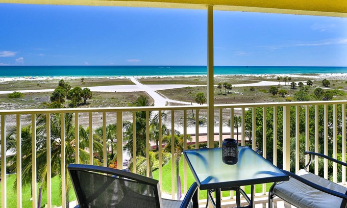 Treasure Island Condo | Perfect Views of Sunsets over the Gulf. Heated Pool. Easy Access to Restaurants & Shops. Activities.