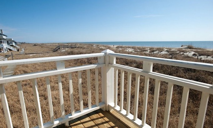 South Beach House | Perfect Vision-Family-friendly 4 BR/4 BA Oceanfront home on South Beach!