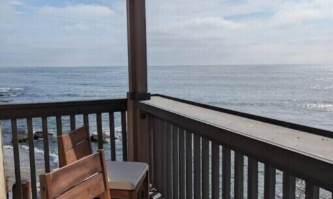 Ocean Beach Condo | Perfectly Remodeled Condo w/Panoramic Ocean Viewsnn