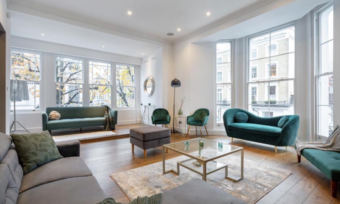 Redcliffe Apartment | " Perfectly Splendid Triplex House in Chelsea "