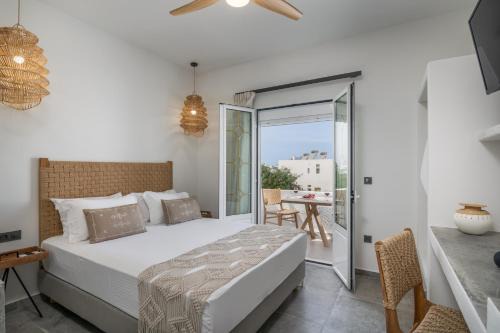 Apollonia House | Pergola