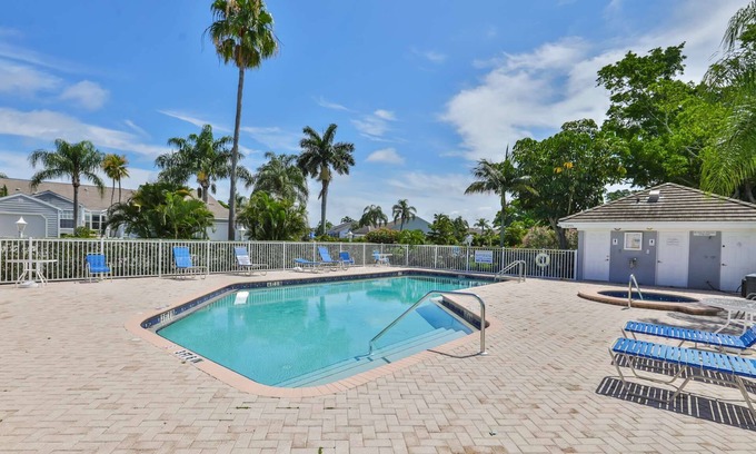 Whitney Beach Condo | Perico Bay Club - Bay Views, Beach Steps, Pool!