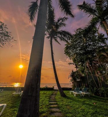 Tamarindo Hotel | Perla de la Playa Beachfront Hotel