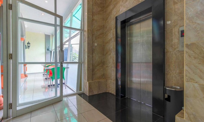 North Cirebon Hotel | Permata Hijau