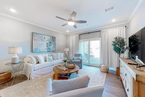 Ono Island Apartment | Pescador Landing A3
