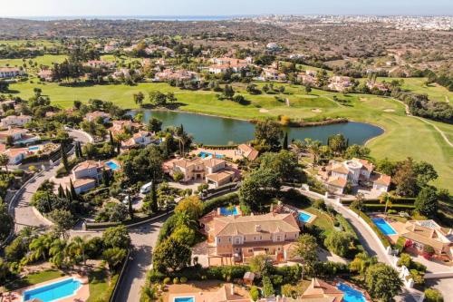 Estombar Resort | Pestana Carvoeiro Golfe - AL
