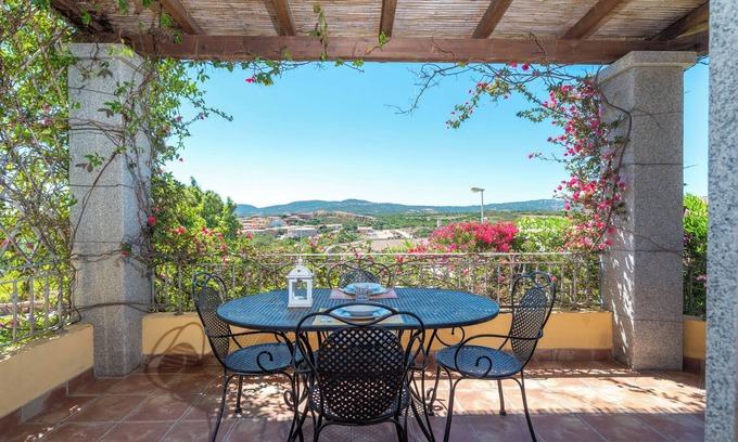 Santa Teresa di Gallura Villa | Pet-Friendly Villa Athena with Wi-Fi, Garden & Terrace