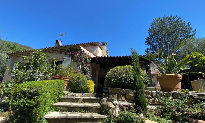 Tourrettes-sur-Loup Villa | Pet-friendly, private family home w/pool . Sleeps 6, 8 (w/sofa bed).