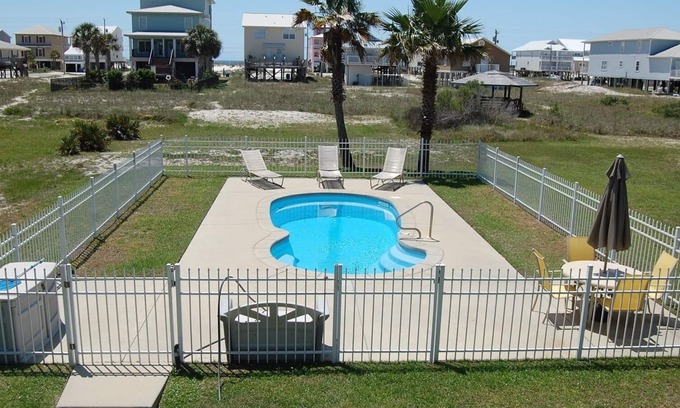 Gulf Shores House | PET FRIENDL, SMALL PETS ONLY