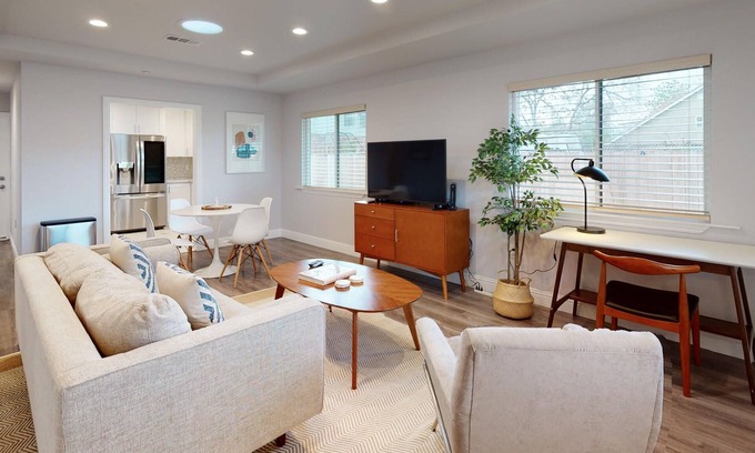 San Tomas House | Pet-Friendly 2BR ADU in Campbell Near Parks