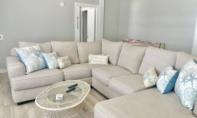 Emerald Isle House | Pet-Friendly 3-Bedroom w/Golf Cart, Emerald Isle