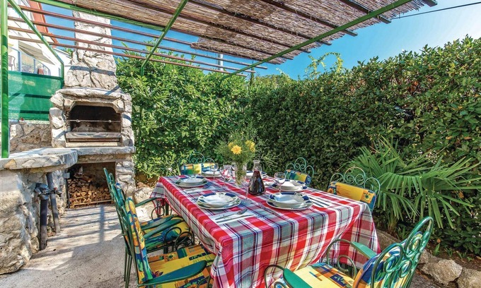 Obrs Apartment | Pet friendly apartment in Moscenicka Draga